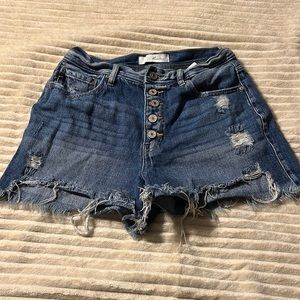 Size L KanCan Shorts